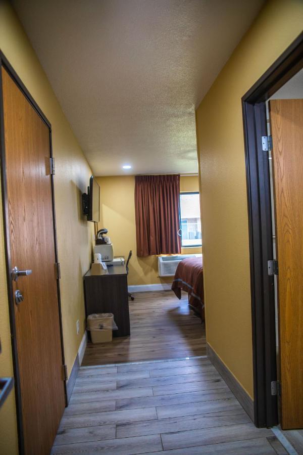 Super 8 By Wyndham Mountain Home Exterior foto
